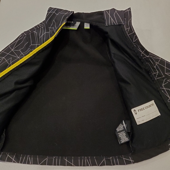 Free country Boys wind & waterproof jacket - Picture 6 of 9